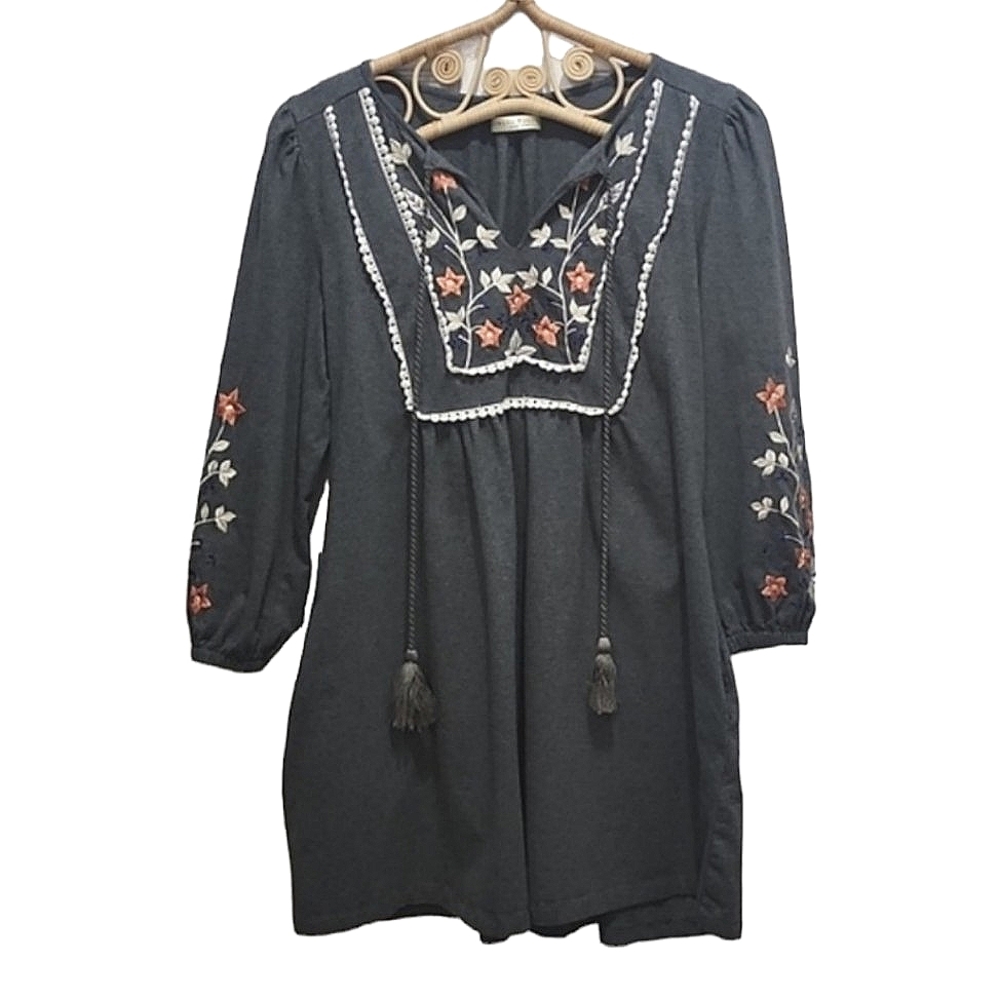 Wayward Fancies 100% cotton embroidered dress with pockets size S/M